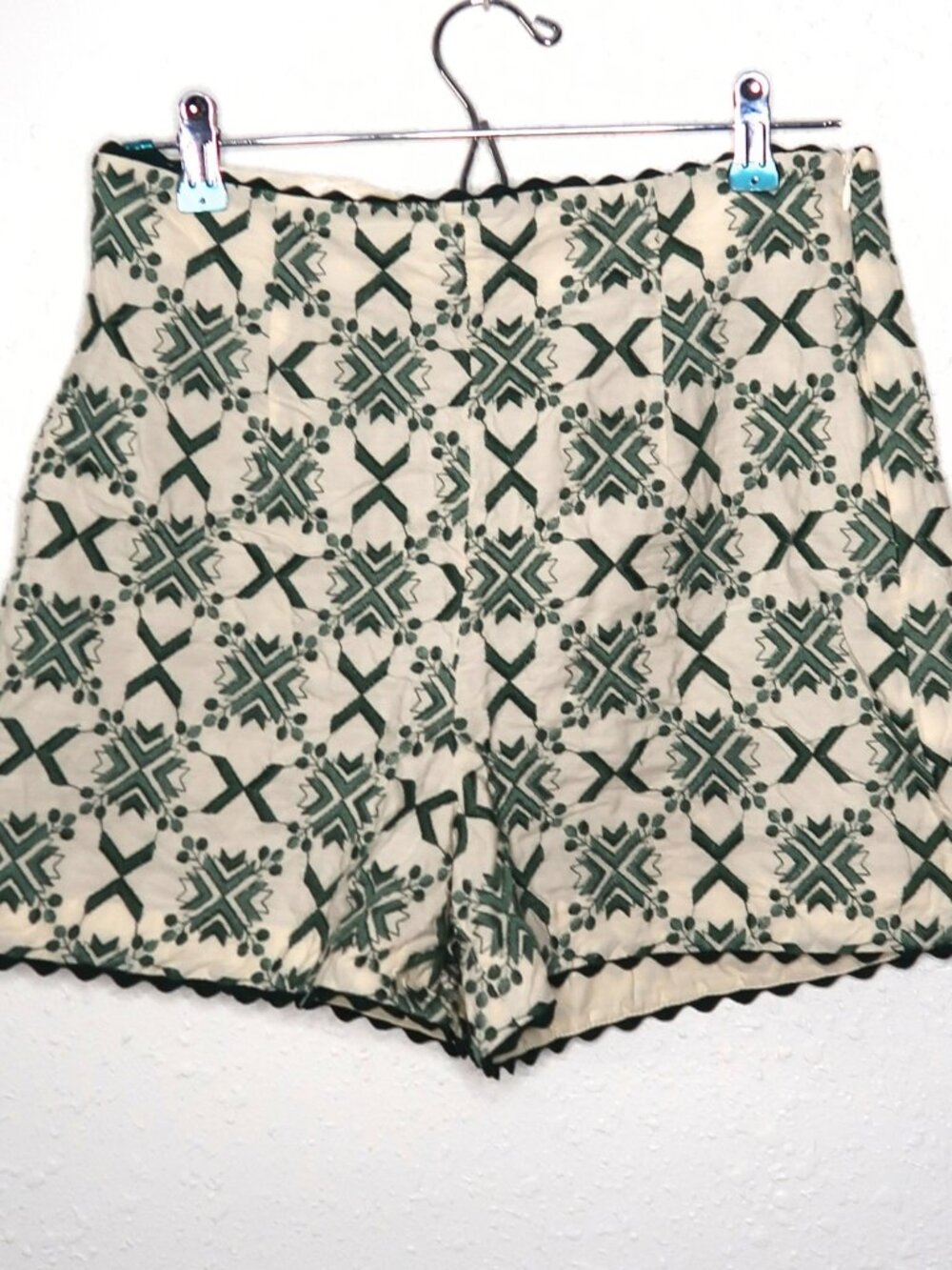 Zara High Waisted Green Embroidered Shorts